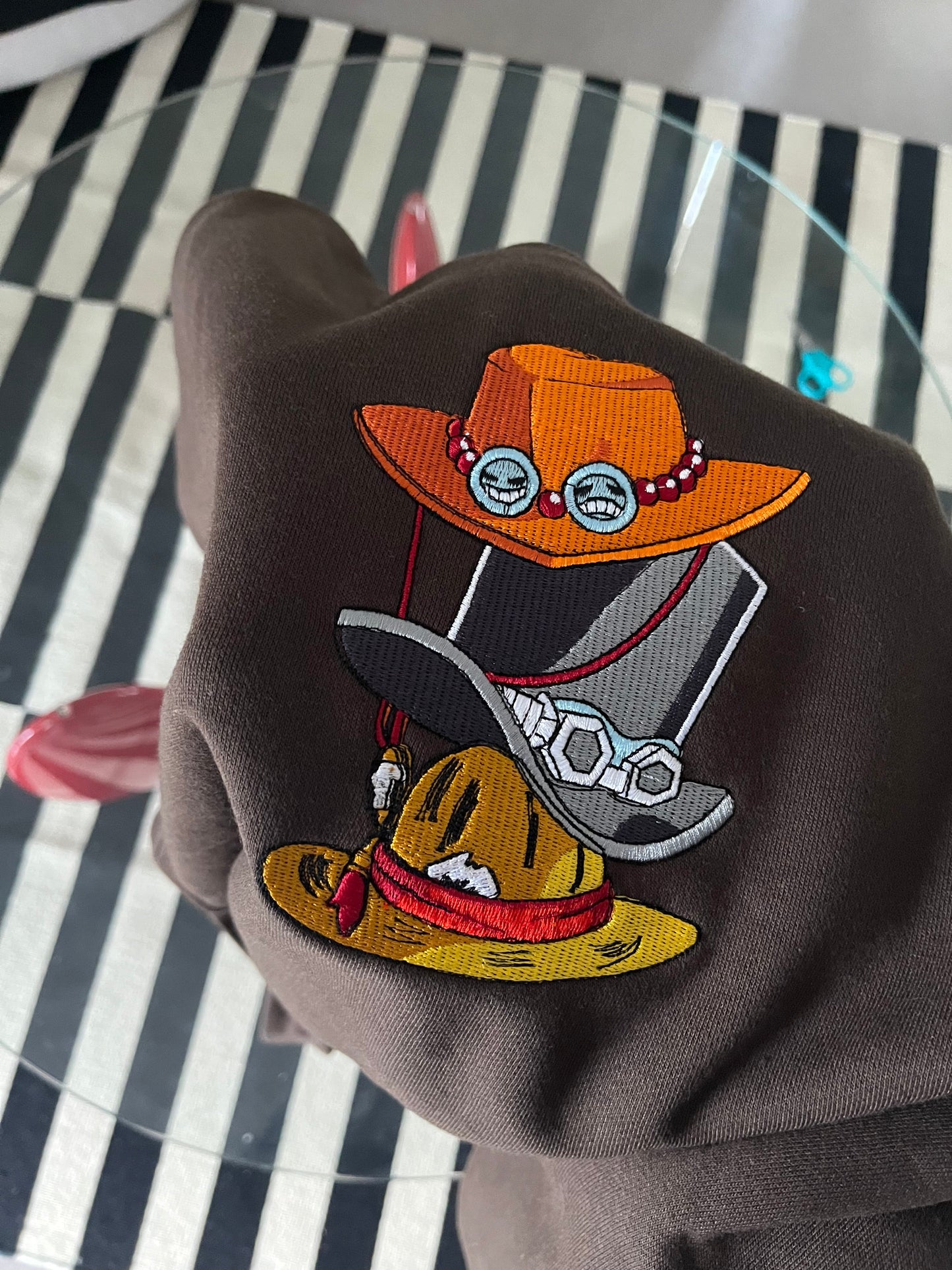 Design #147 Logo 3 Chapeaux