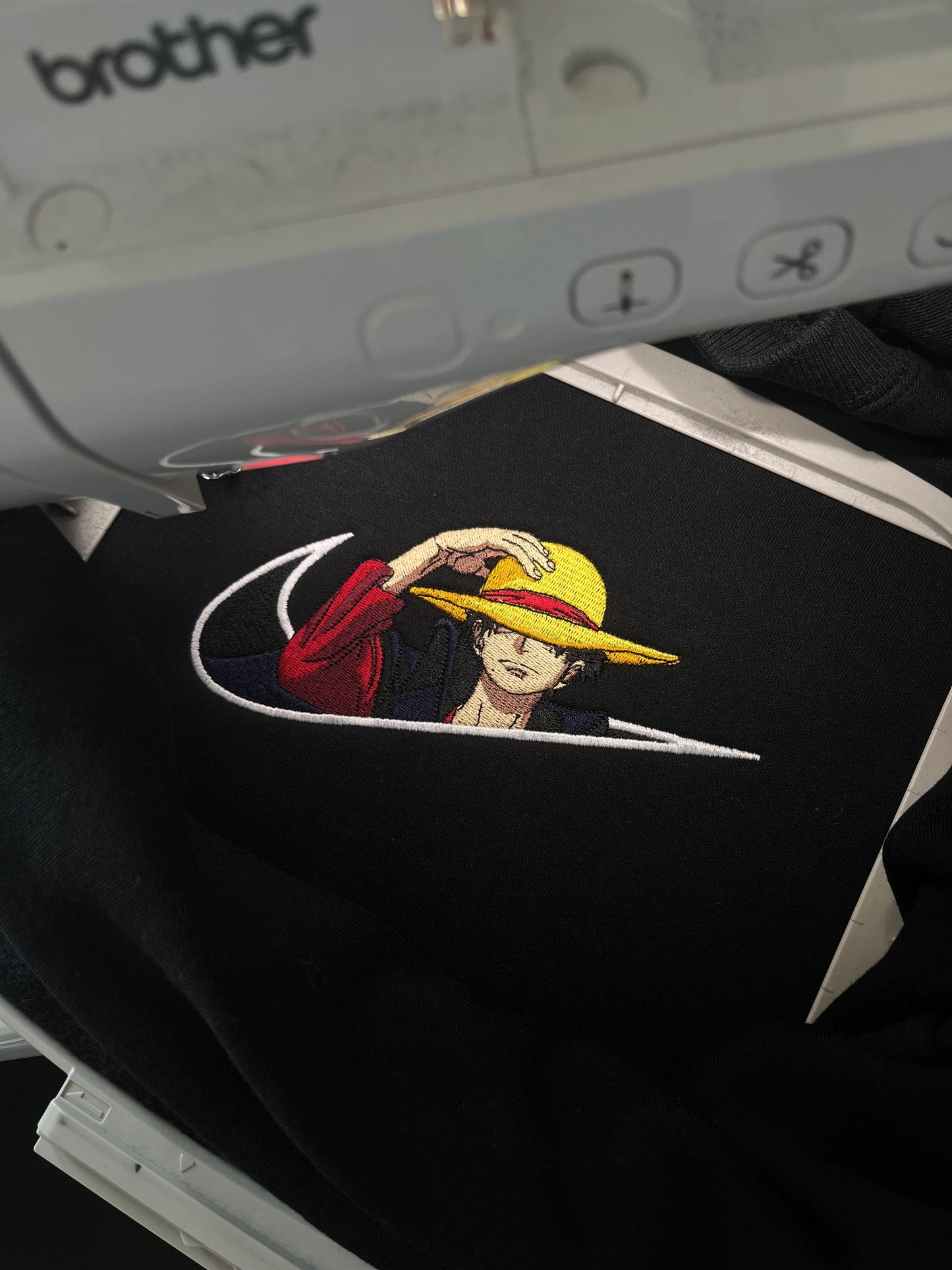 Design #140 Swoosh Luffy